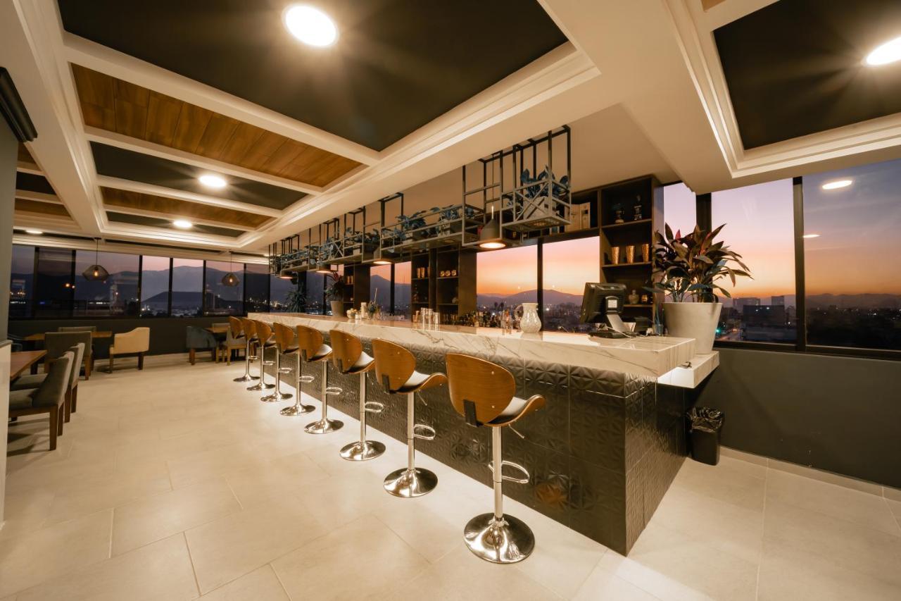 Nuve Hotell Torreón Exteriör bild